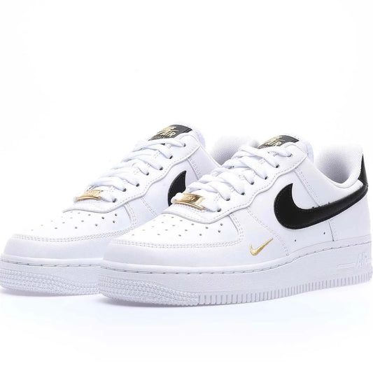 Air Force 1 ‘07 Essential White & Black